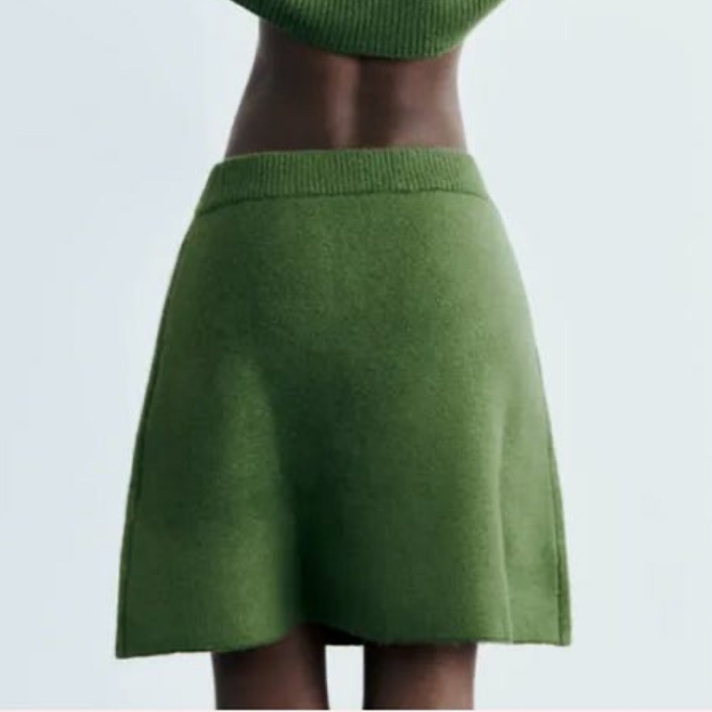 Zara A-Line Skirt in Green